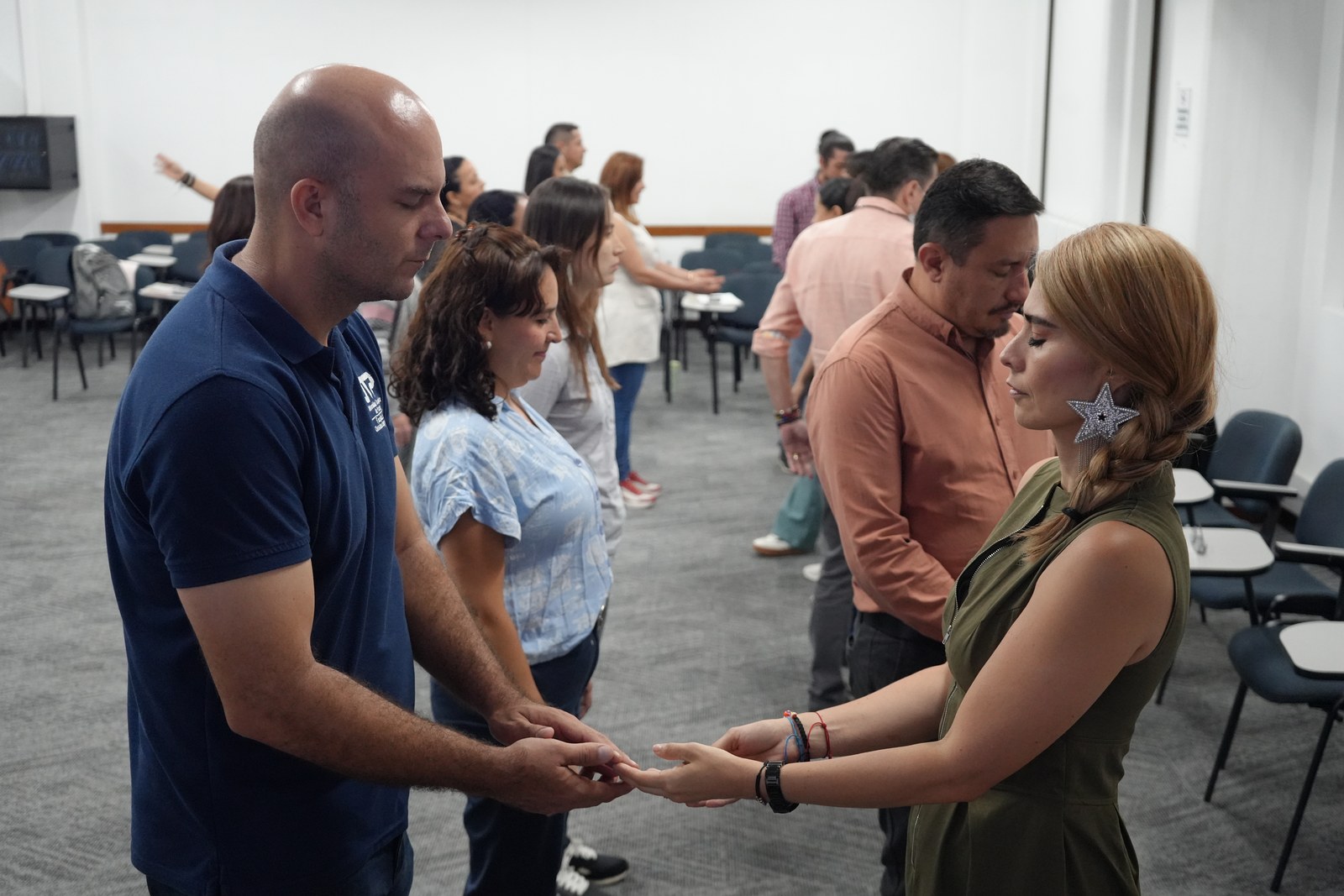 Ejercicio de confianza entre participantes