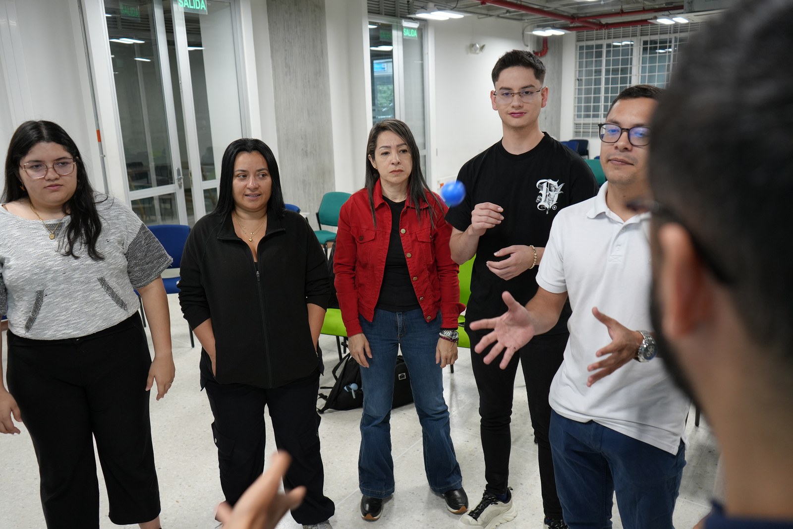 Grupo de servidores en una dinámica de integración